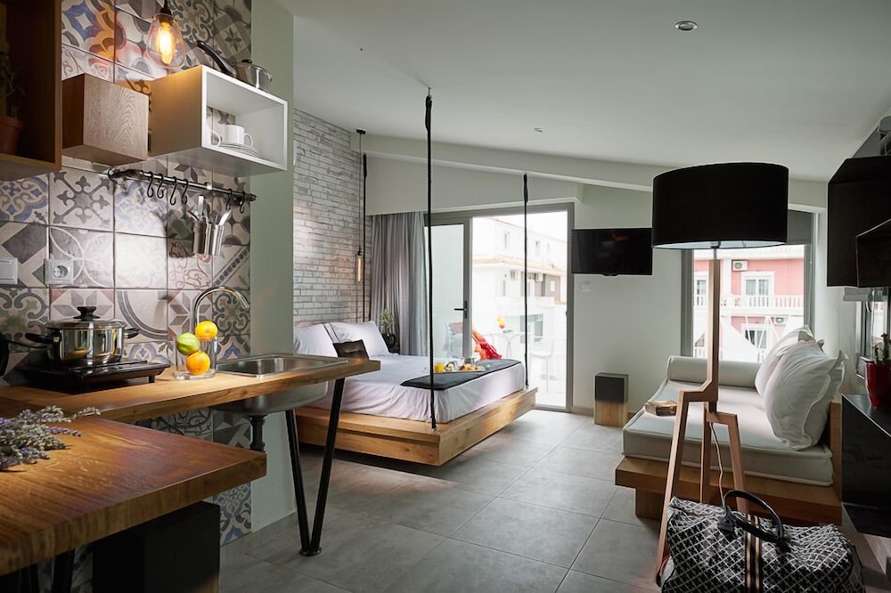 La Boheme Luxury Living 11/14