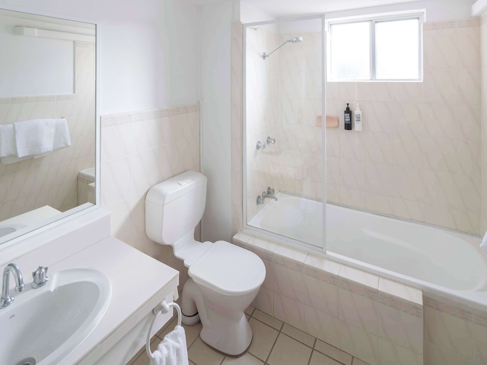 ibis Styles Orange 54/55