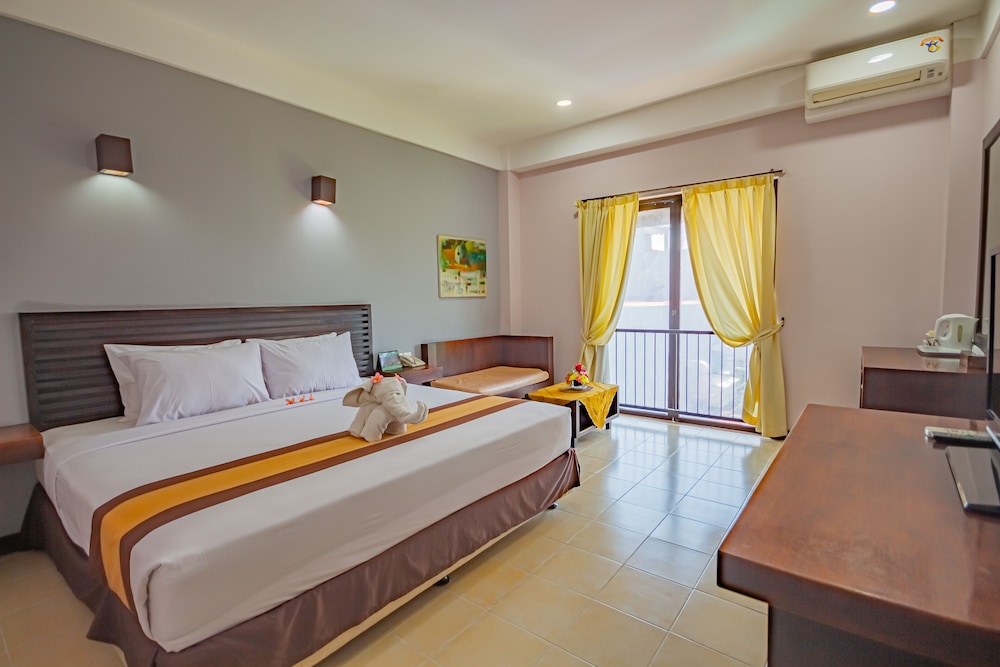 The Grand Santhi Hotel 25/69