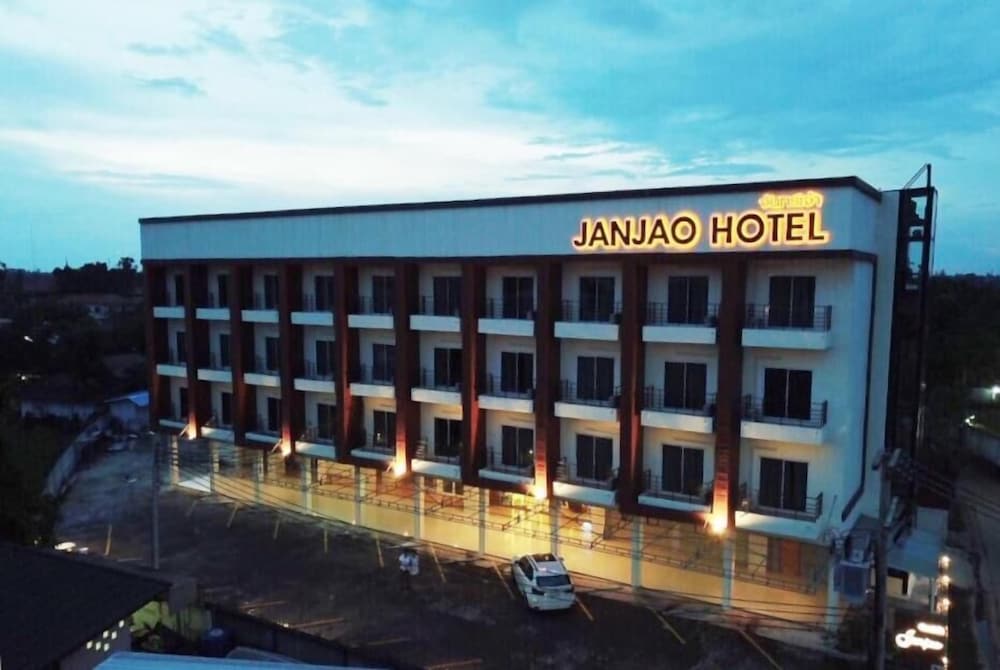 Janjao Hotel 1/28