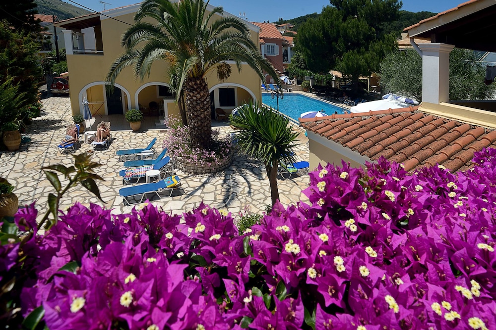 Porto Kassiopi Apartments 42/50