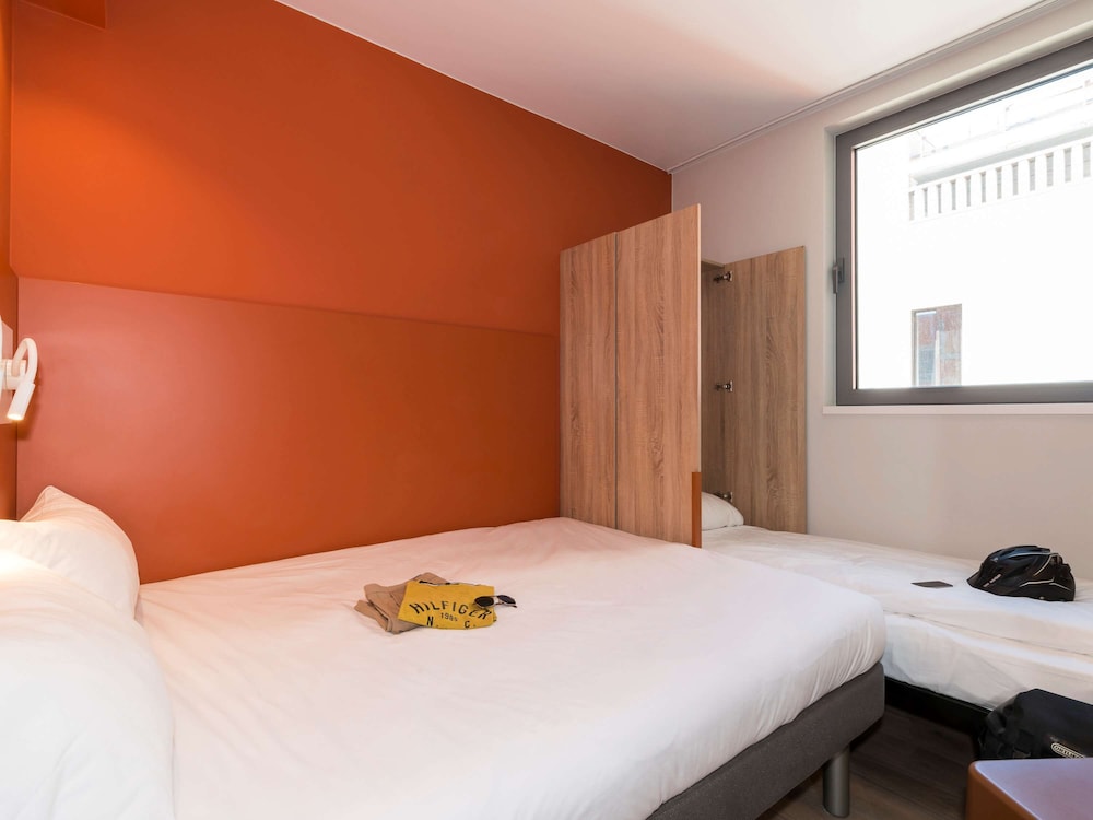 Ibis Budget Gent Centrum Dampoort 15/63