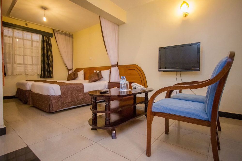 Emboita Hotel 41/50