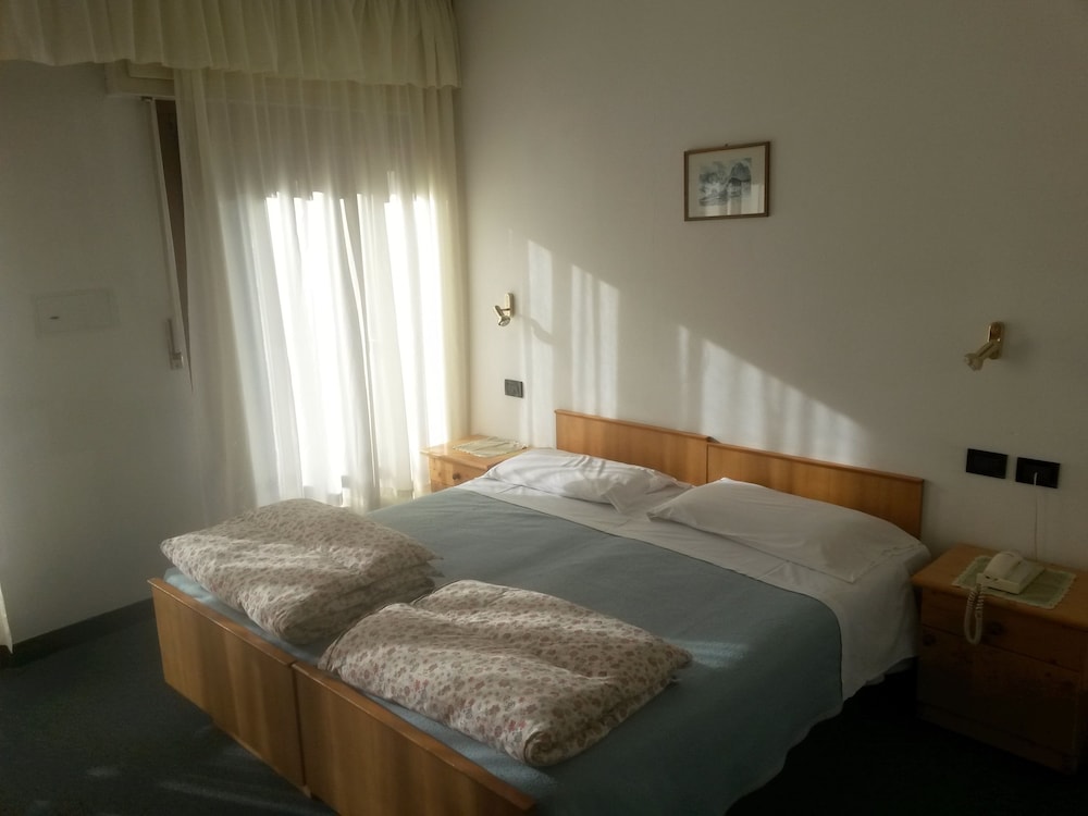 Hotel Oswald 8/40