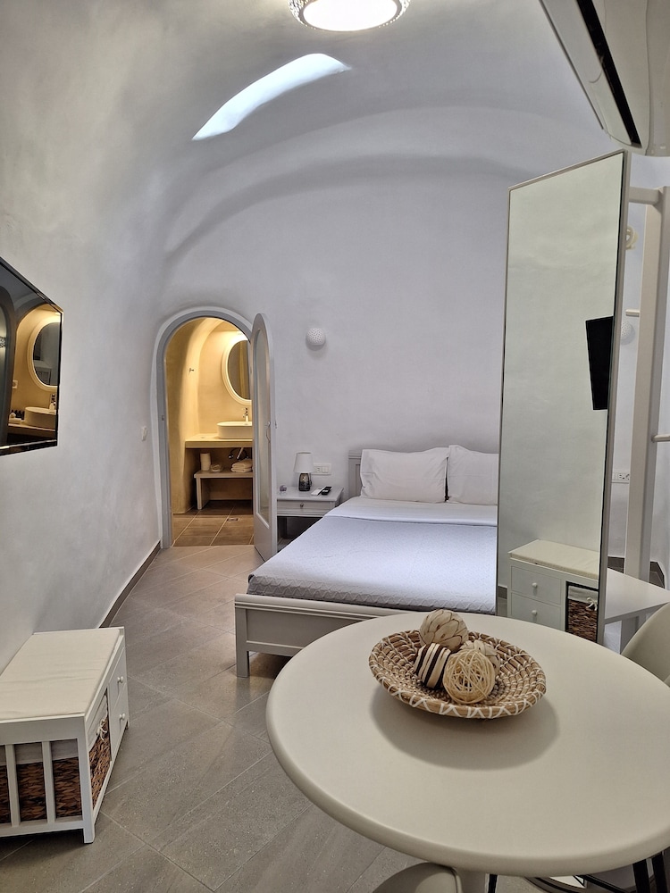 Anamnesis Spa Luxury Apartments 21/67
