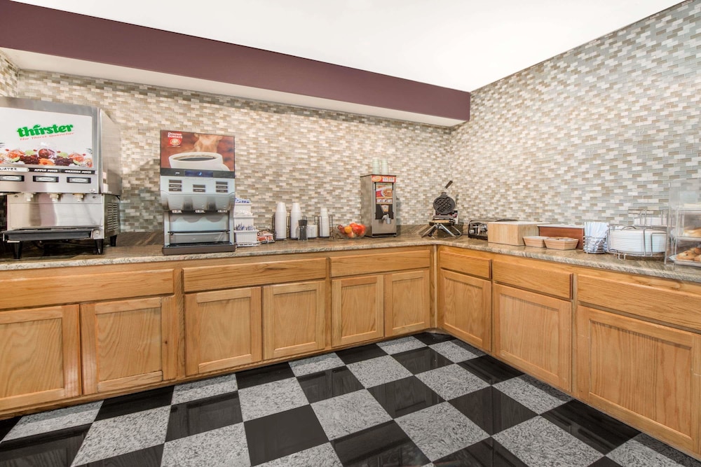 Microtel Inn & Suites By Wyndham Amarillo 4/19