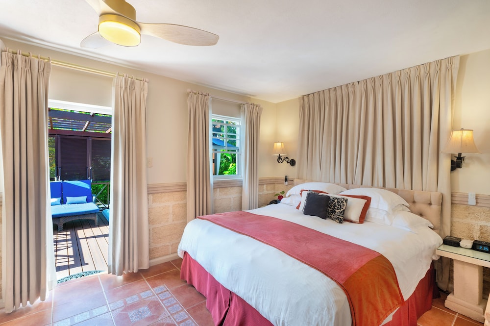 Little Arches Boutique Hotel Barbados 7/50