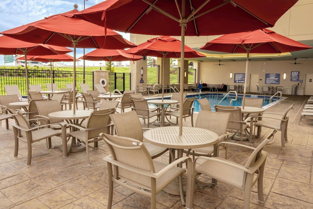 Drury Plaza Hotel Dallas Arlington 34/50
