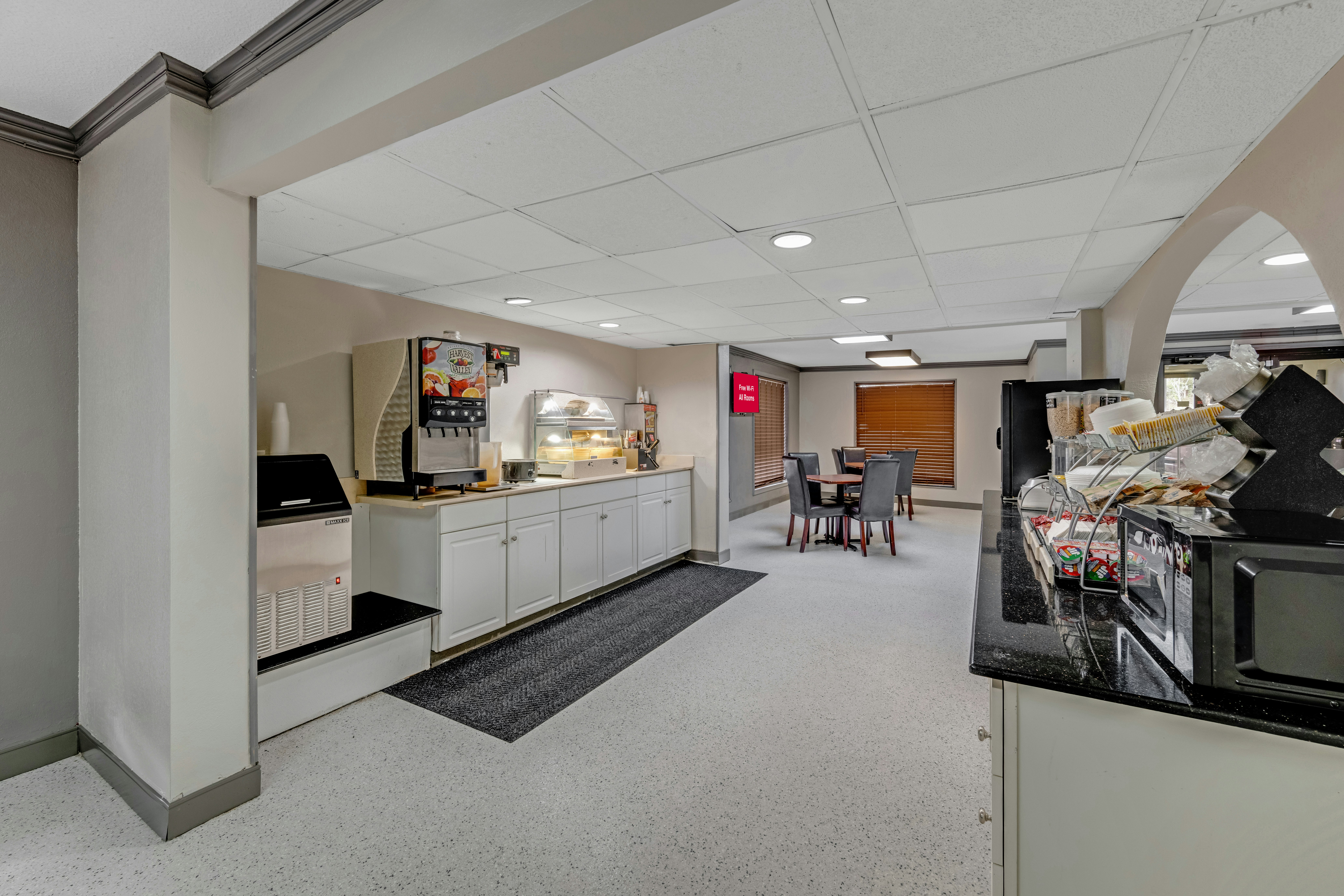 Red Roof Inn Kingsport 38/42