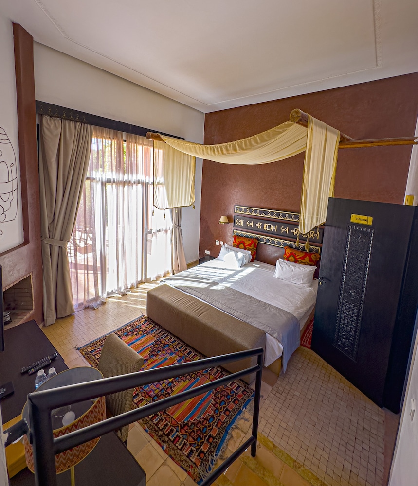 Kasbah Agounsane 14/64