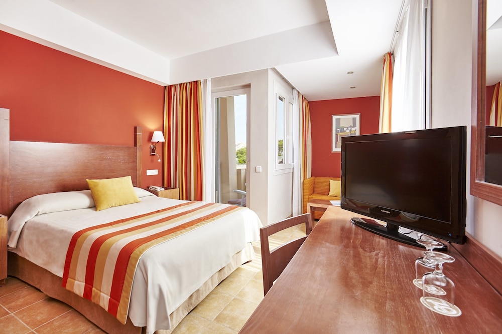 Universal Hotel Don Leon 22/71