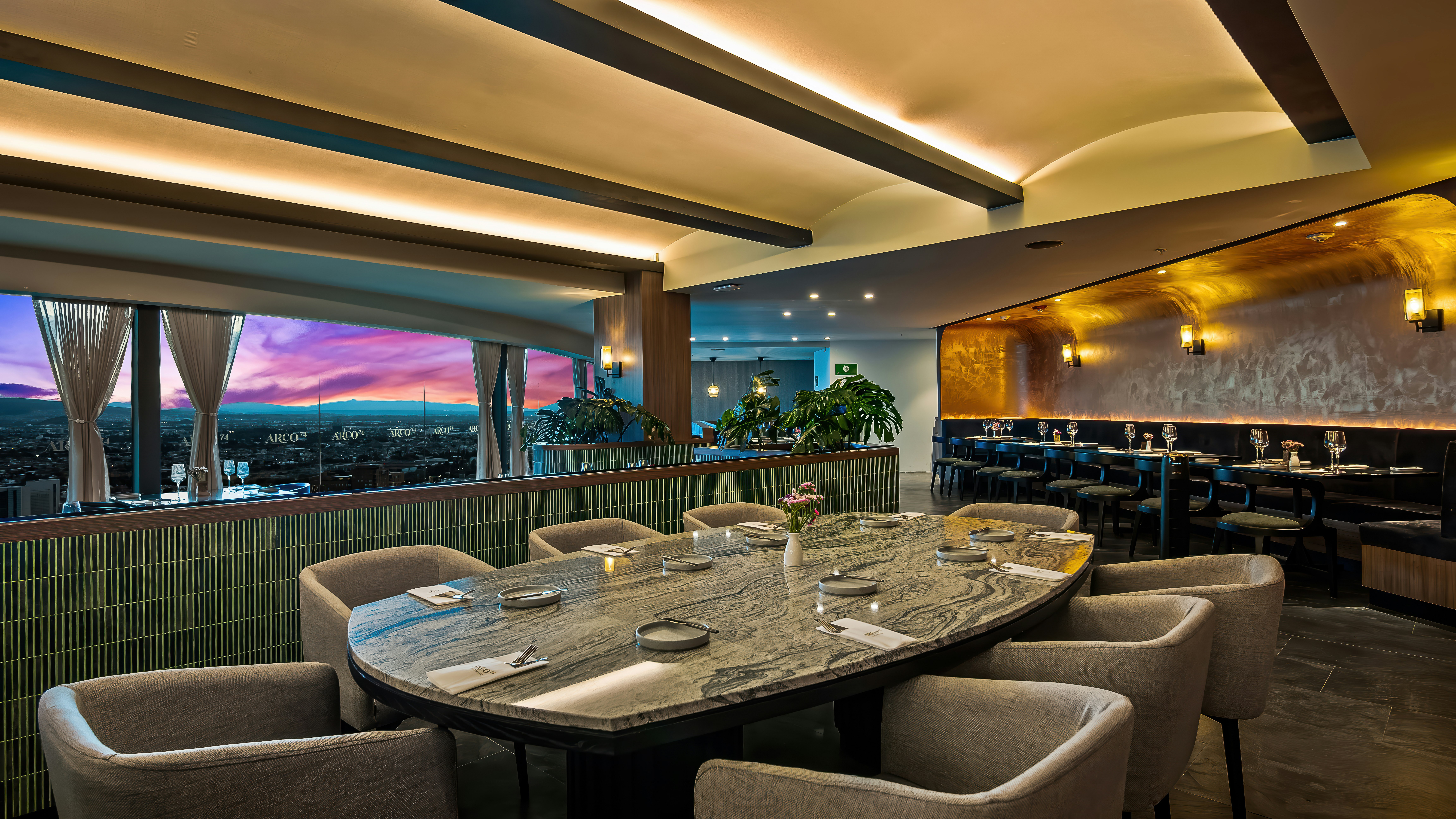 Hilton Queretaro 34/50