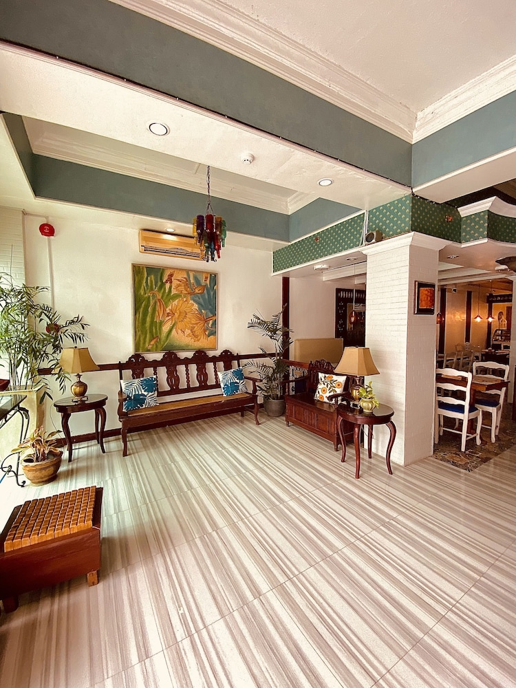 Wregent Plaza Hotel 37/55
