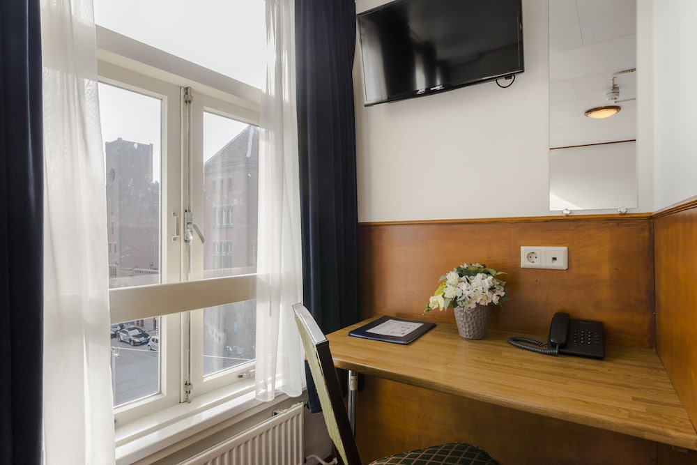 Hotel van Gelder 41/64