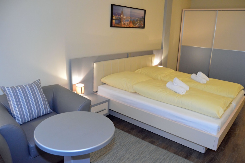 Hotel Jeta 17/50