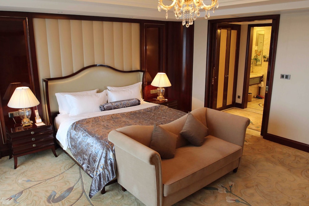 Tongli Lake Resort (Phase II) 3/17