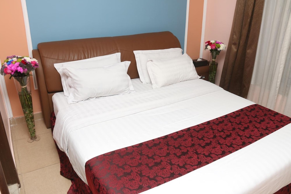 ALSLAM HOTEL SUITEs 16/40
