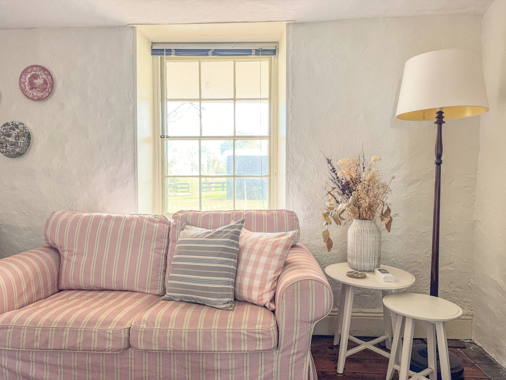 Clonmara Country House Cottages 30/50