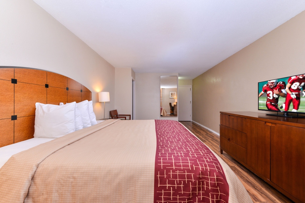 Red Roof Inn Chambersburg 18/28