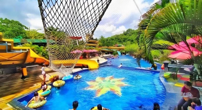 The Jhon's Cianjur Aquatic Resort 10/21