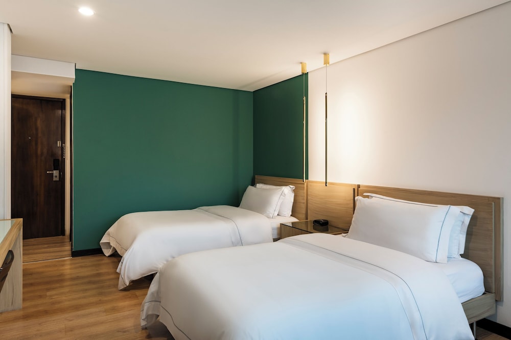 SUPERIOR, TWIN BEDS