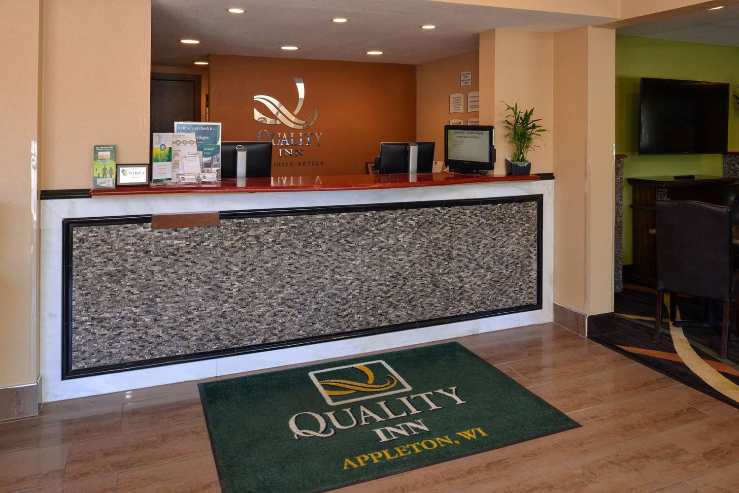 Quality Inn Appleton West 3/23
