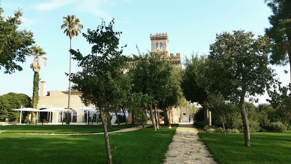 VINILIA WINE RESORT 69/78