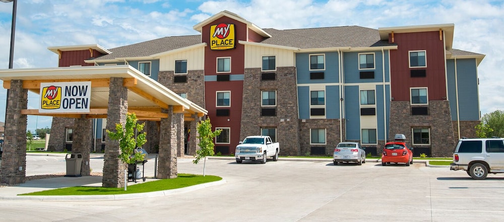 My Place Hotel Fort Pierre SD 5/37