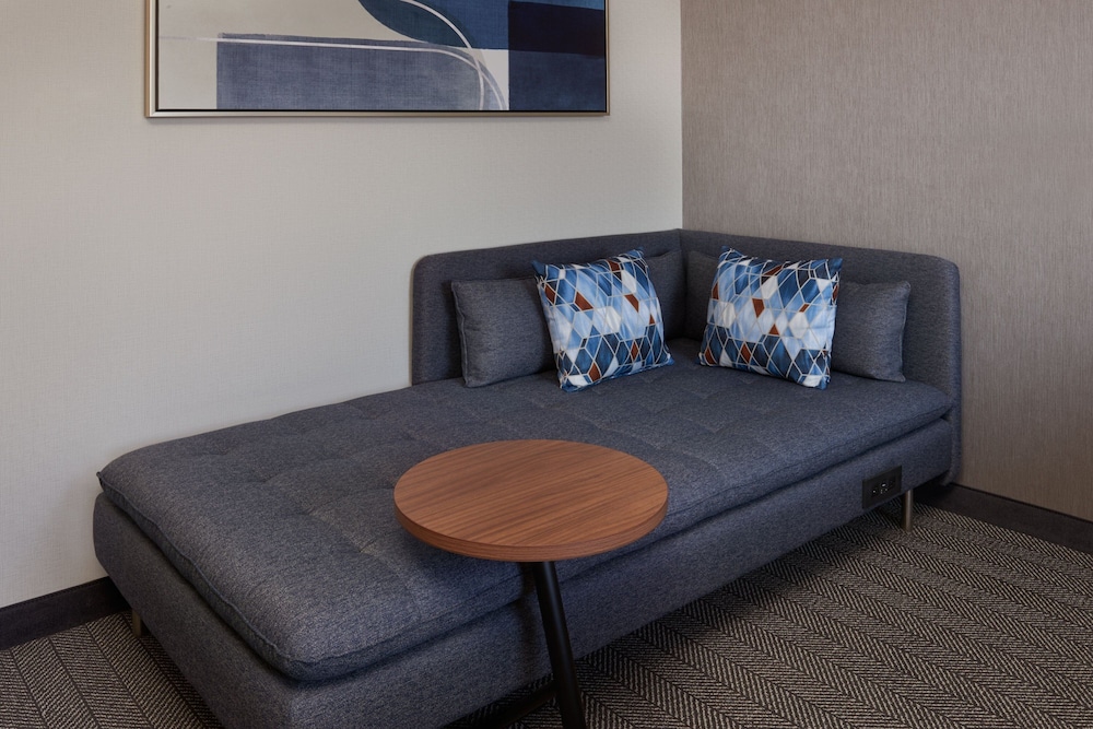 Courtyard by Marriott Kitchener 36/52