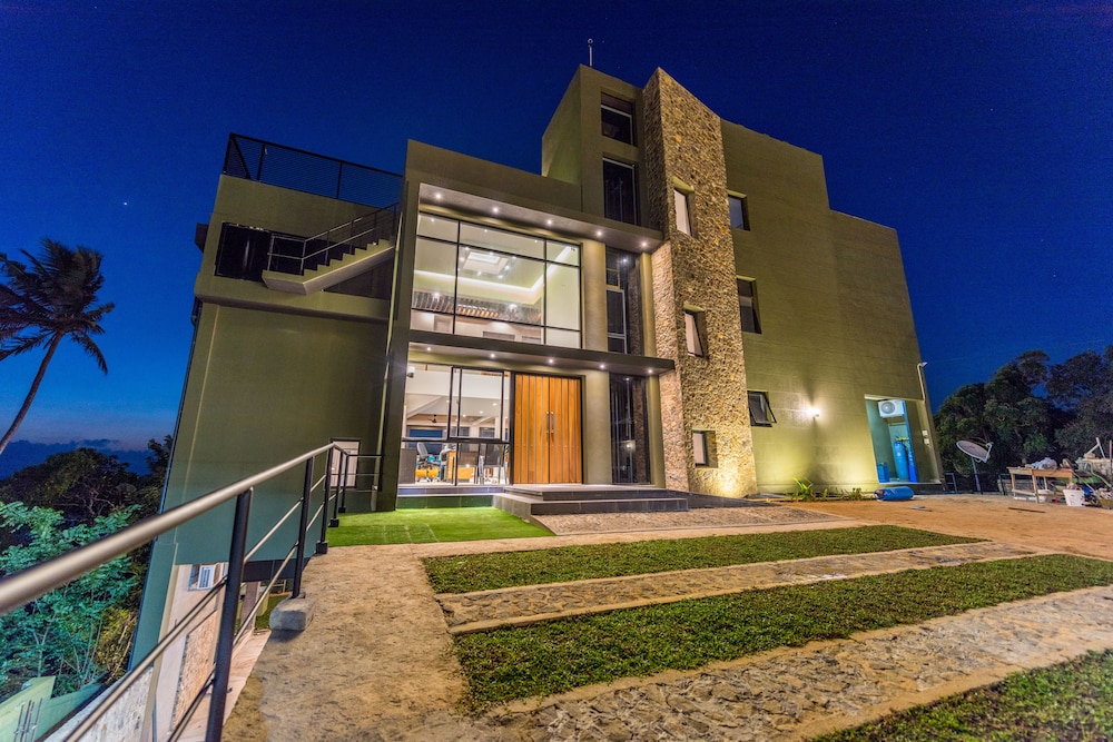 Agnus Luxury Villa - Unawatuna 5/68