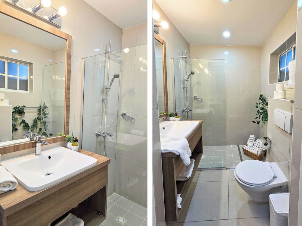 Bubali Villa And Apartments 69/70