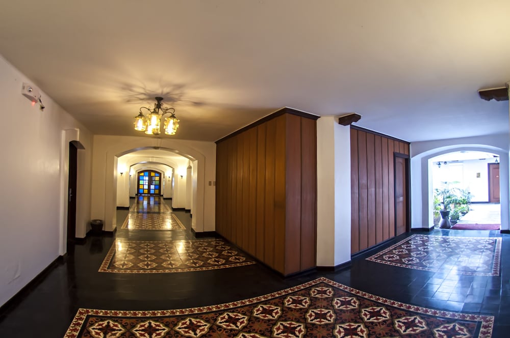 Vigan Plaza Hotel 3/71