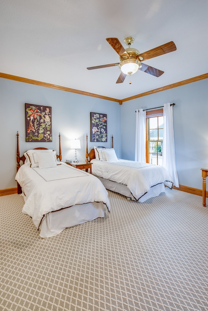 Biddle Point Inn & Event Venue 11/53