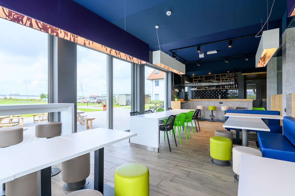 Ibis Budget Oostende Airport 13/72