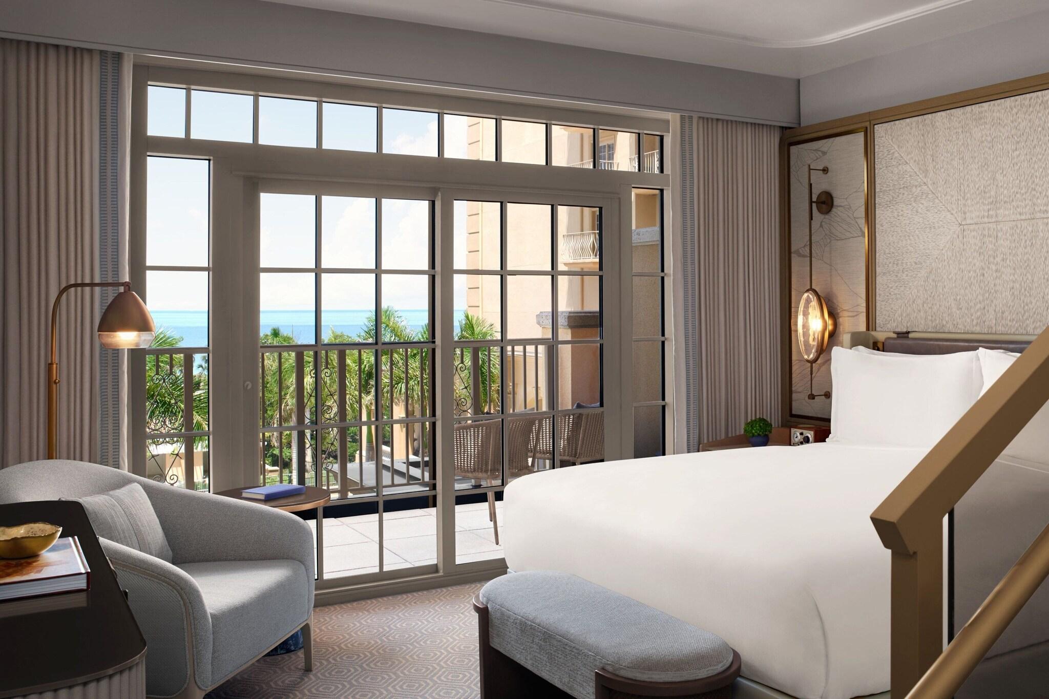 Suite, King Bed, Ocean Front