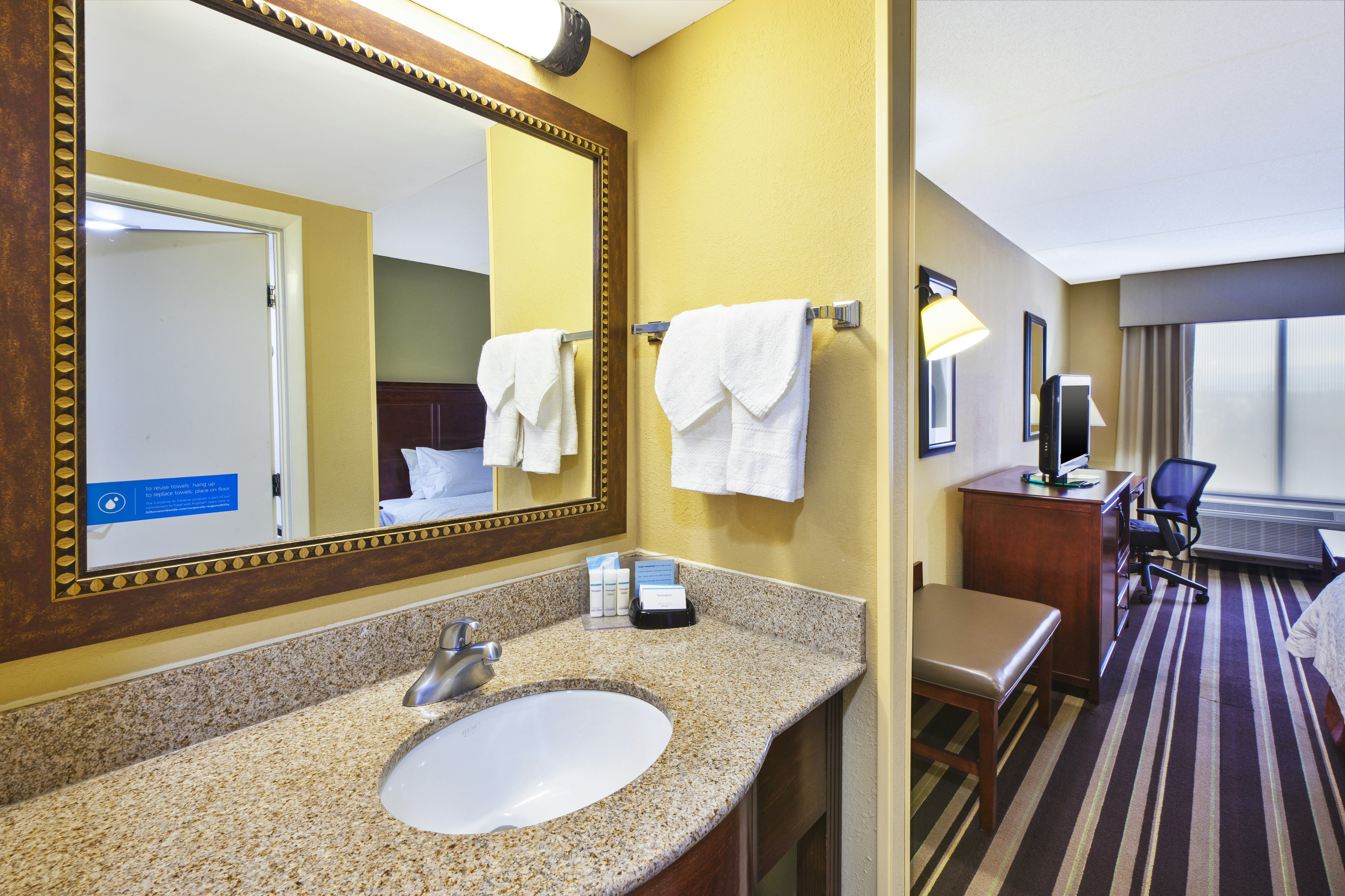 Hampton Inn Washington-Dulles Intl Airport South 36/36