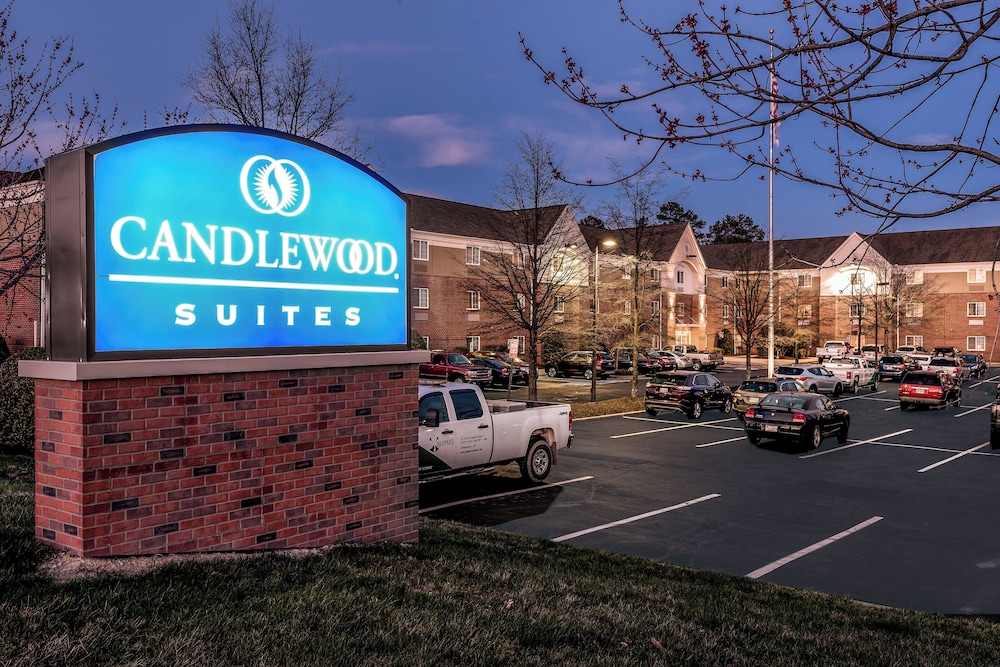 Candlewood Suites Glen Allen Short Pump, an IHG Hotel 6/73