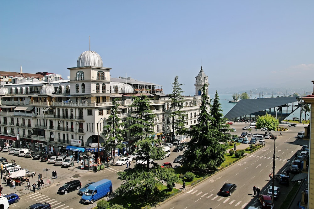 Mardi Plaza Hotel 42/50