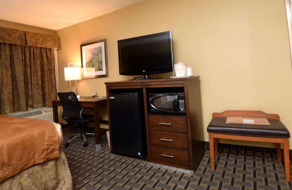 Best Western Zachary Inn 35/41