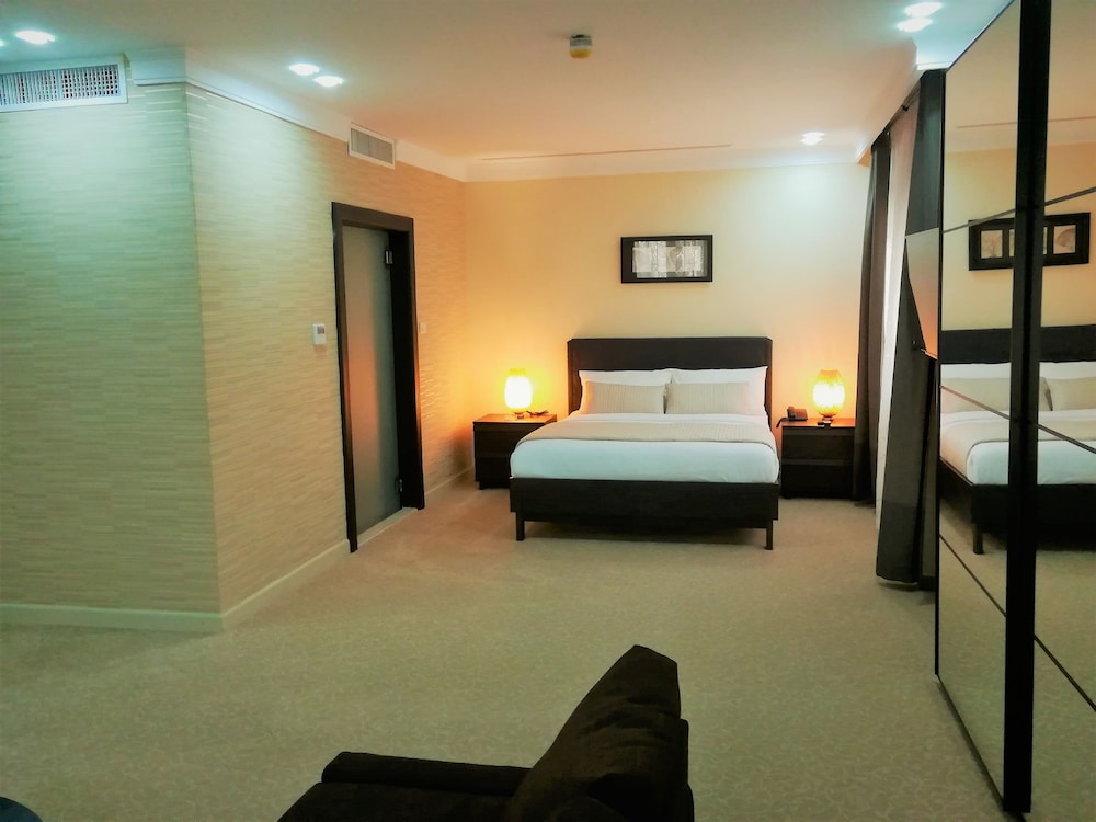 Albasem Hotel 8/22