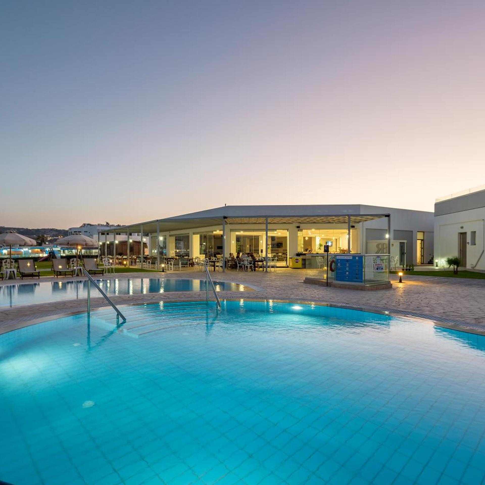 Royal Bay Suites in Onia