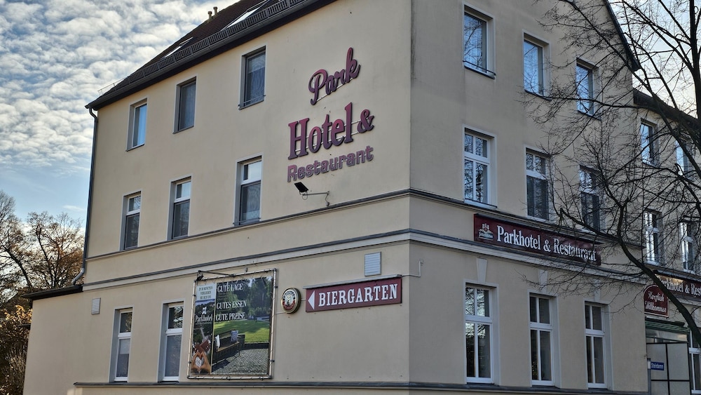 Parkhotel Senftenberg 2/60