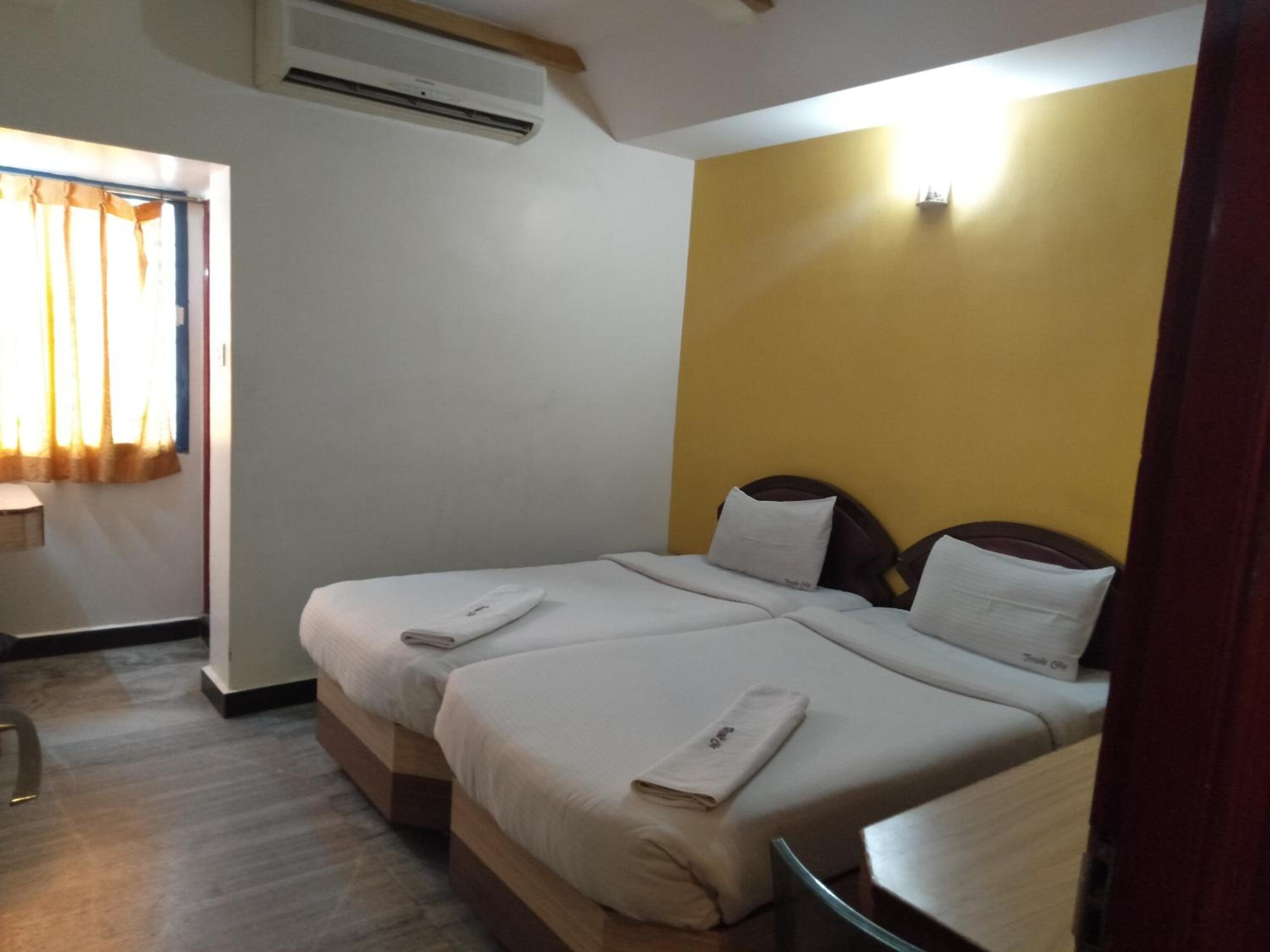 Hotel Temple City 15/49