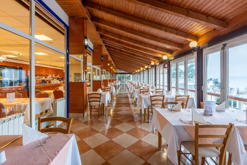 Mediteran Maradiso Hotel by Aminess 54/68