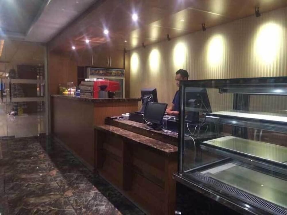 Sylvia Hotel Premier Kupang 20/57