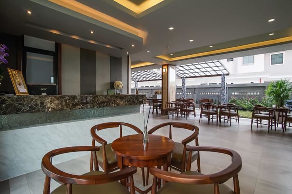 Carunda Hotel 16/32