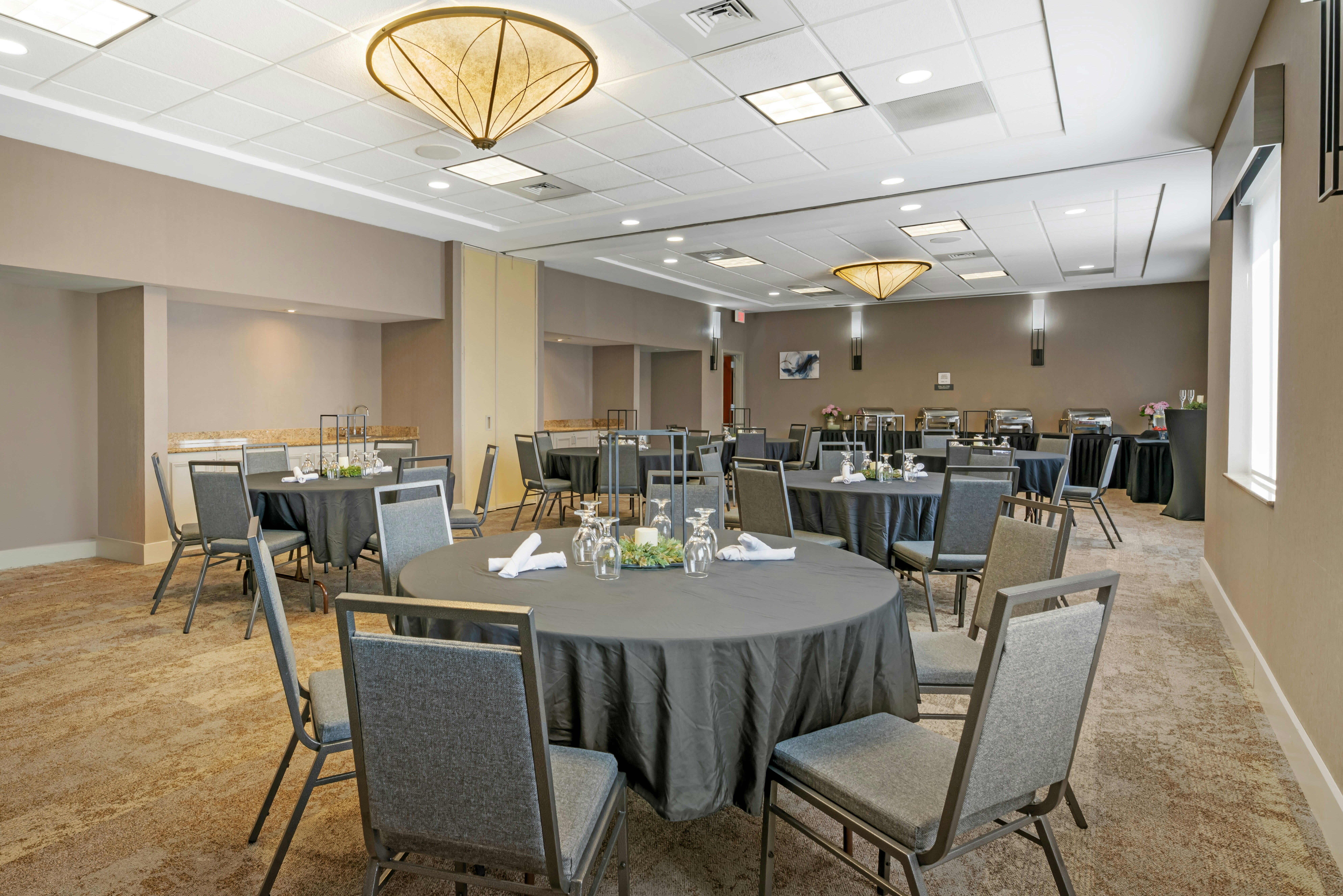 Hilton Garden Inn Oconomowoc 66/74
