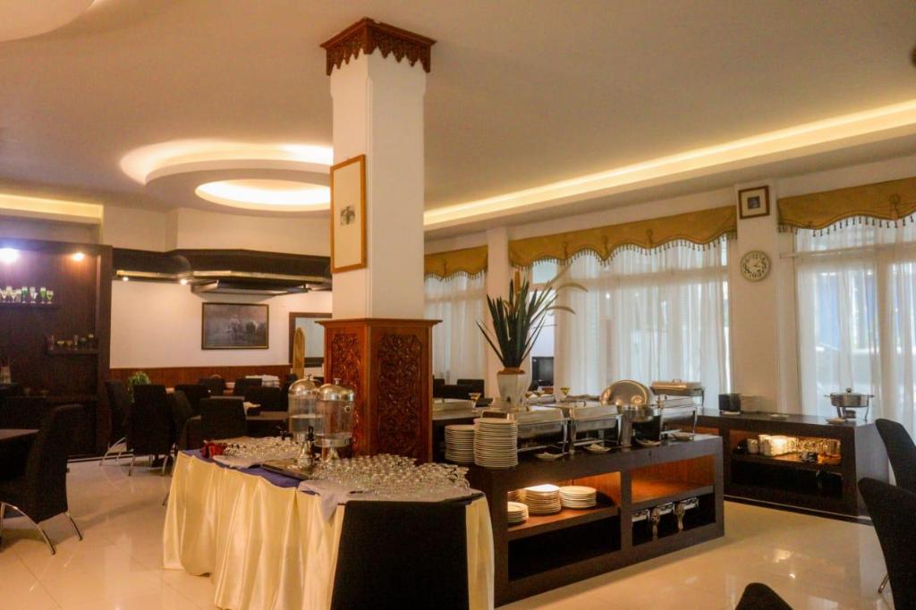 Hotel GRAN MALINDO 18/20