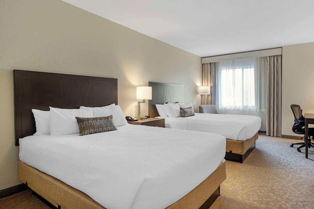 Standard, 2 Queen Beds