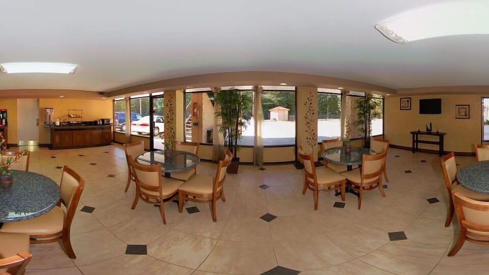 Days Inn by Wyndham Leeds 18/21
